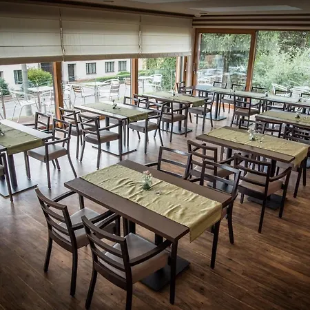 Gæstehus Topolsky Pivovar, Restaurace A