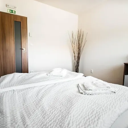 Topolsky Pivovar, Restaurace A 3*