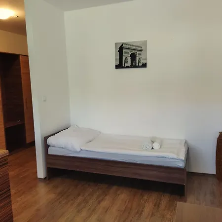 Pensjonat Topolsky Pivovar, Restaurace A 3*