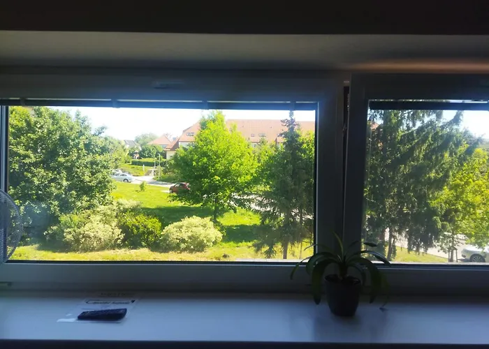 Topolsky Pivovar, Restaurace A